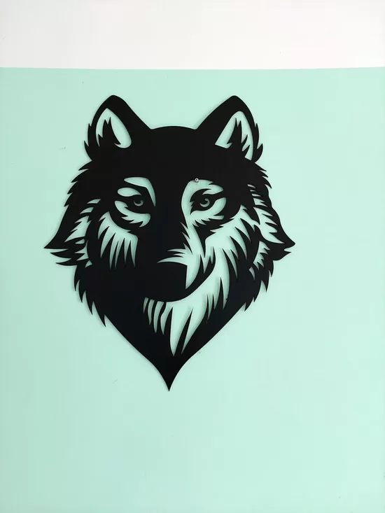 Wooden Wolf Head Wall Decor: Rustic Animal Silhouette
