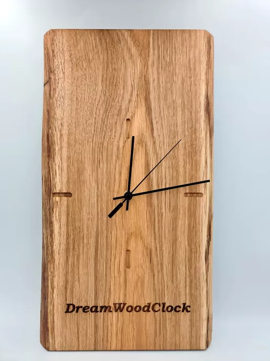 Personalised Wooden Wall Clock, Oak clock, Rustic Elegance for Your Home.