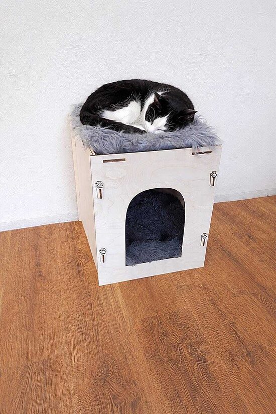 Wooden Cat House, Stylish Pet Bed
